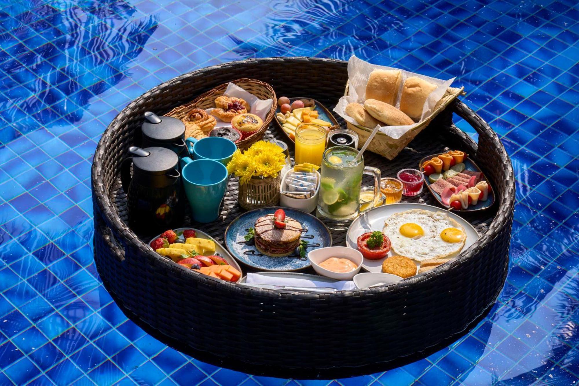 Mandrem Beach Resort, A Member Of Radisson Individuals Retreat Bagian luar foto