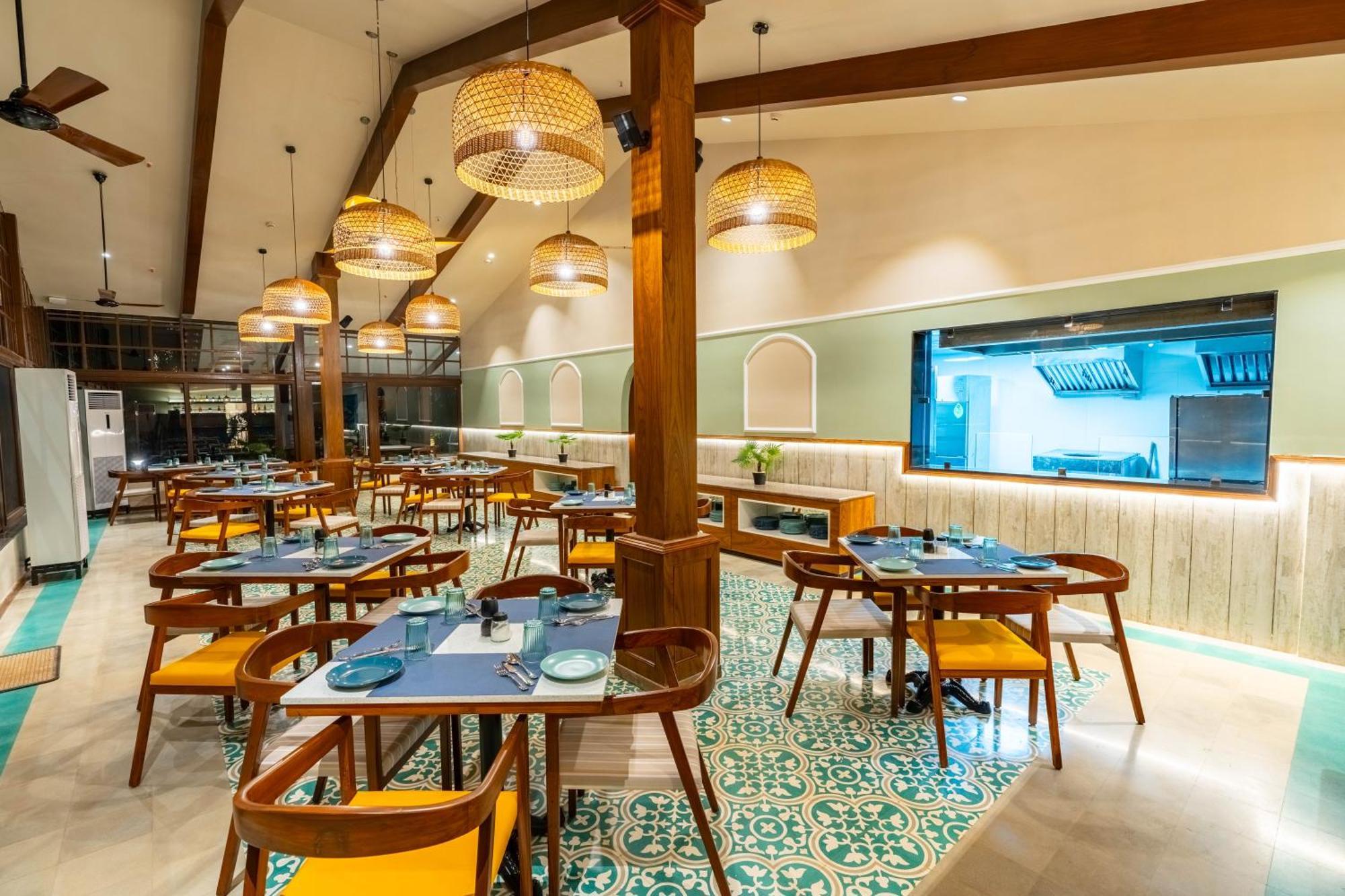 Mandrem Beach Resort, A Member Of Radisson Individuals Retreat Bagian luar foto