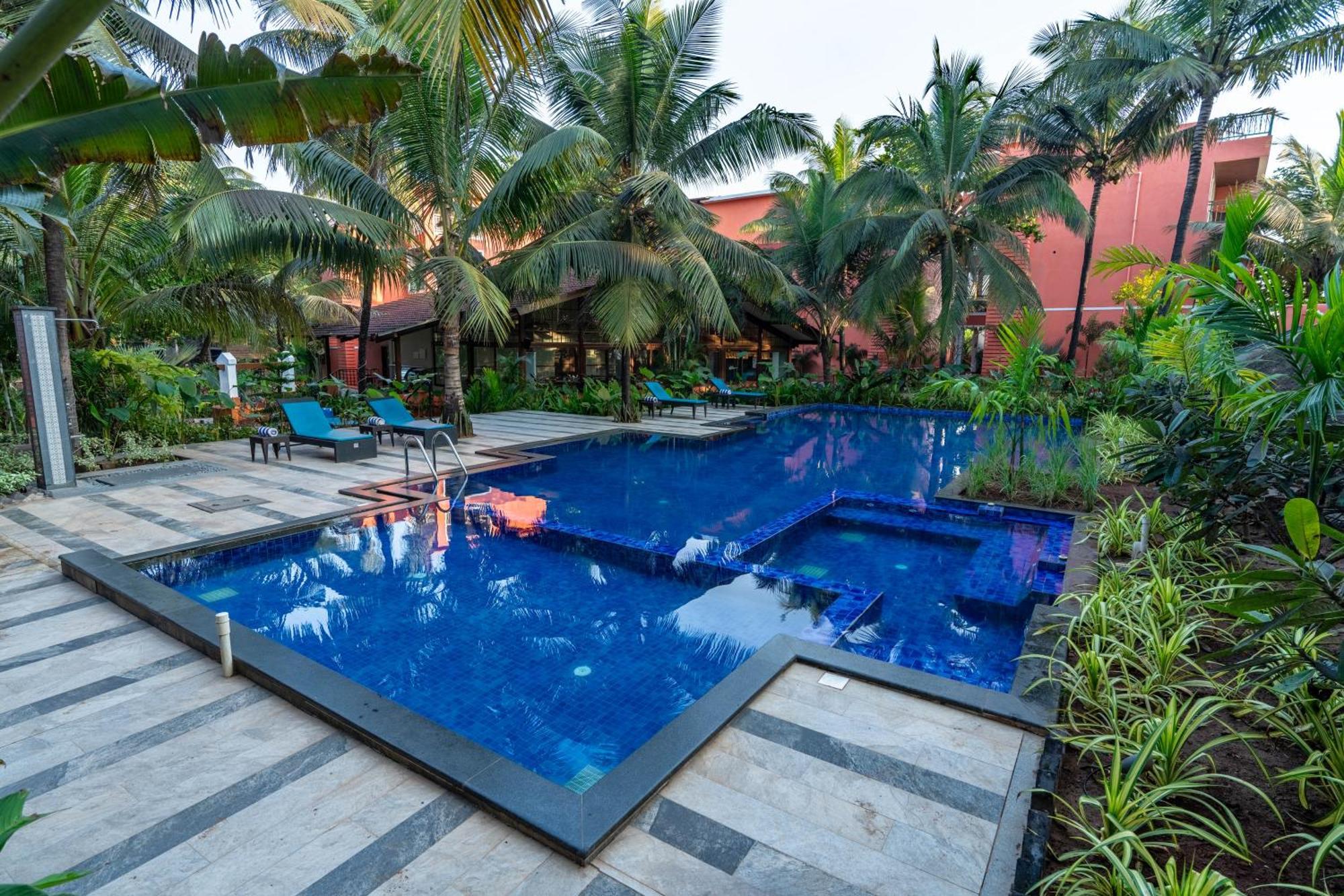 Mandrem Beach Resort, A Member Of Radisson Individuals Retreat Bagian luar foto