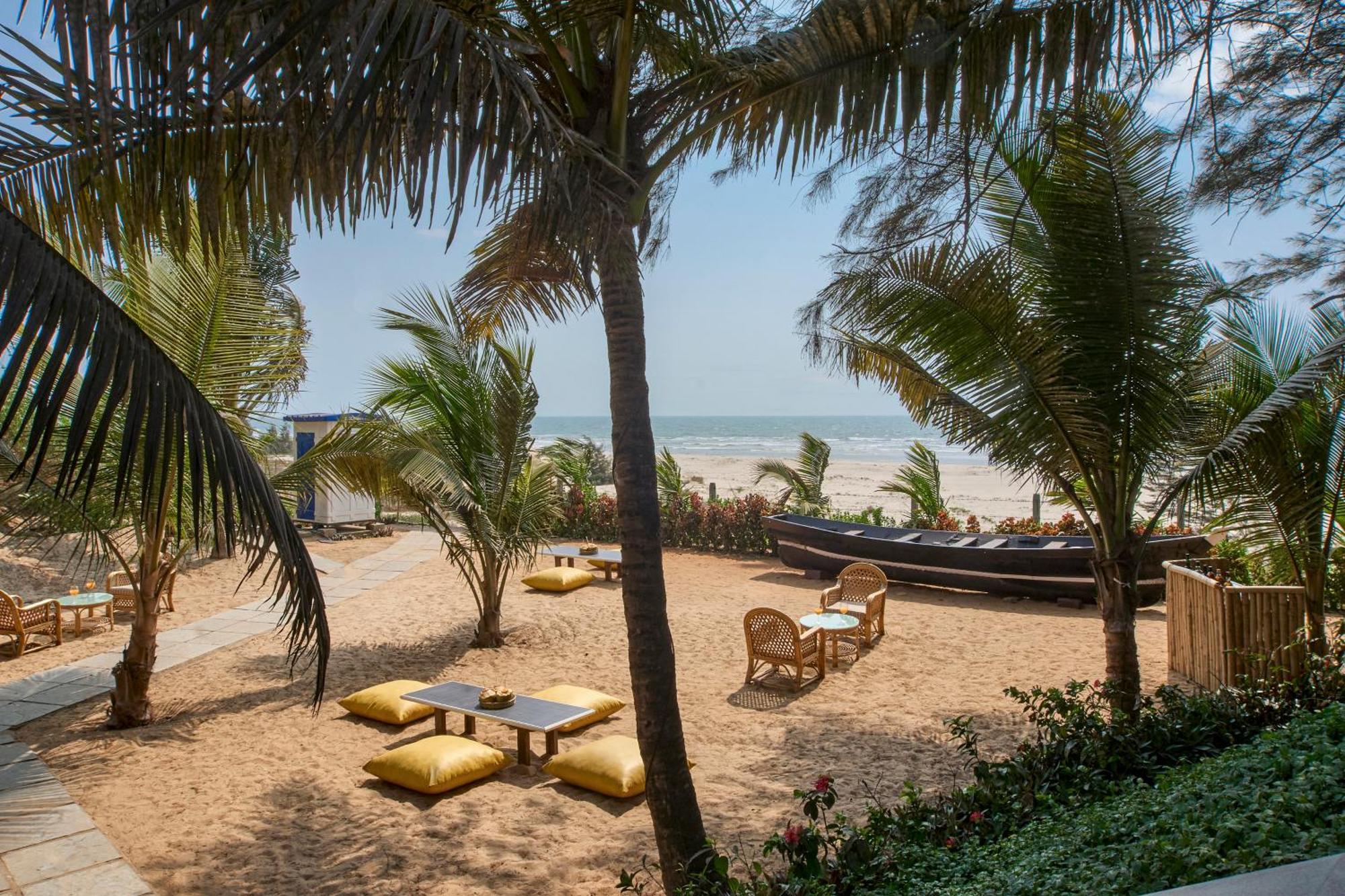 Mandrem Beach Resort, A Member Of Radisson Individuals Retreat Bagian luar foto